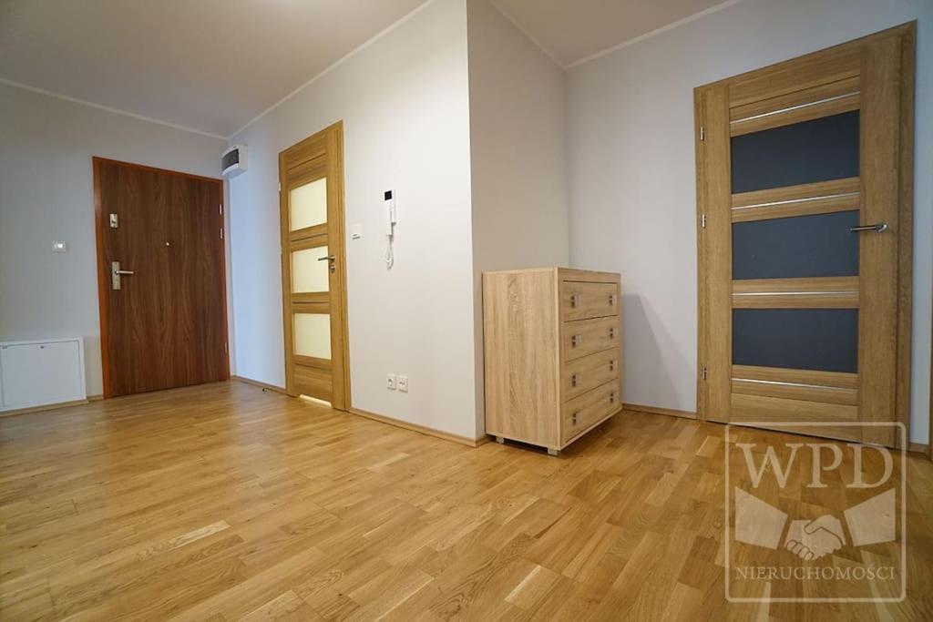 Big Apartment - Old Town - 3 Rooms - Private Parking Wrocław Exteriör bild